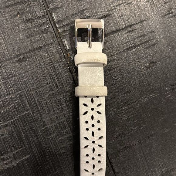 Small White Diamond Guess Watch Laser Cut-Out Wrap Around White Leather Band - Picture 4 of 9